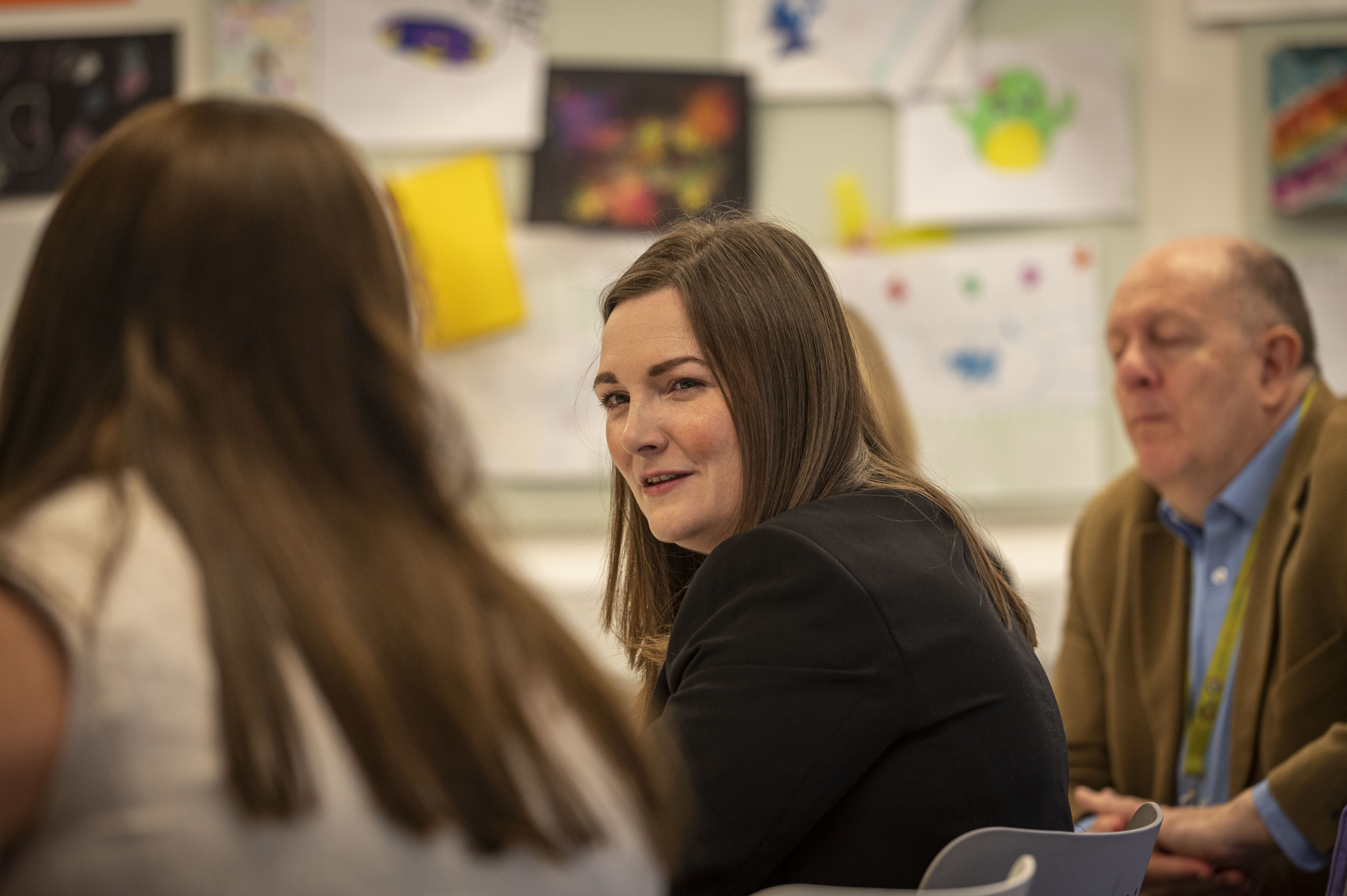 Natalie Don-Innes MSP visits Barnardo's fostering session | Barnardo's